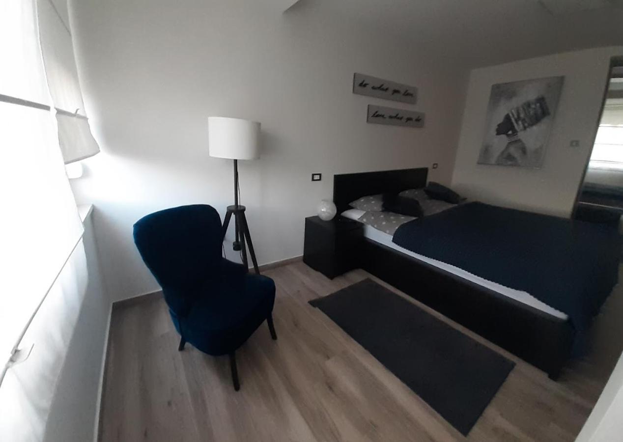 Appartement Vela Grota à Rijeka Extérieur photo